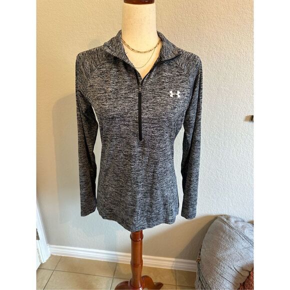 Under Armour Tops - Under Armour Women’s Tech Twist 1/2 Zip Long Sleeve Top - Size Medium